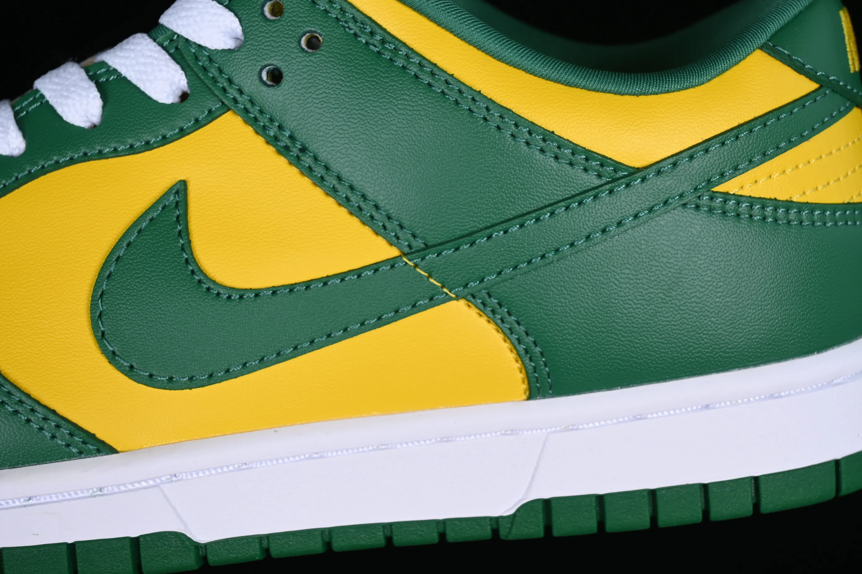 All categories Nk SB Dunk series Nk SB Dunk Low low-top sneakers Nk Dunk SB Low SP "Brazil" University of Oregon color SB low-top sports and leisure sneakers CU1727-700